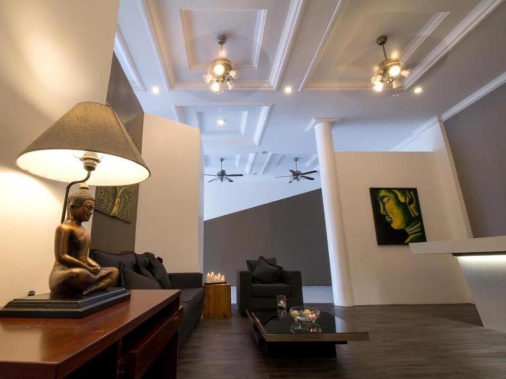De Art Hotel Пном Пен Екстериор снимка
