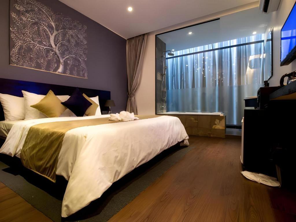De Art Hotel Пном Пен Екстериор снимка