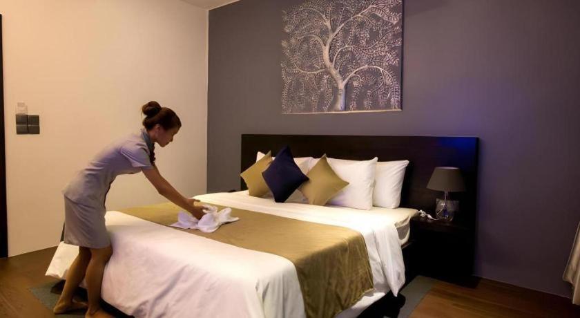 De Art Hotel Пном Пен Екстериор снимка