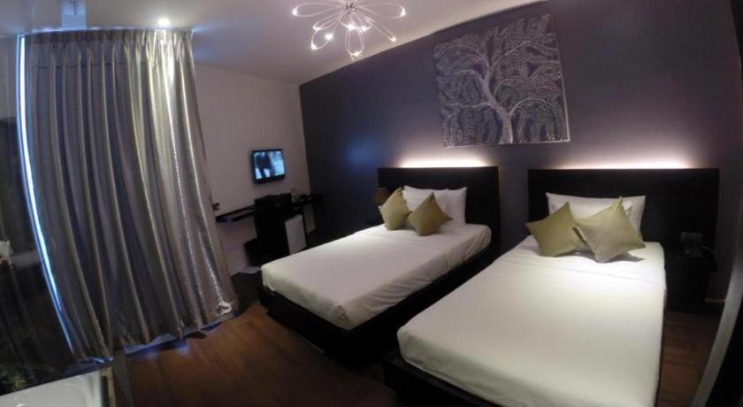 De Art Hotel Пном Пен Екстериор снимка